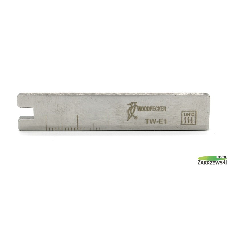 Гаечный ключ с плоским дятлом